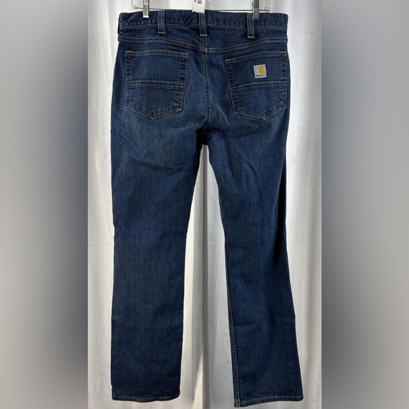 Carhartt Relaxed Fit Jeans Men’s 34x32 – Classic Workwear Denim - Picture 2 of 3